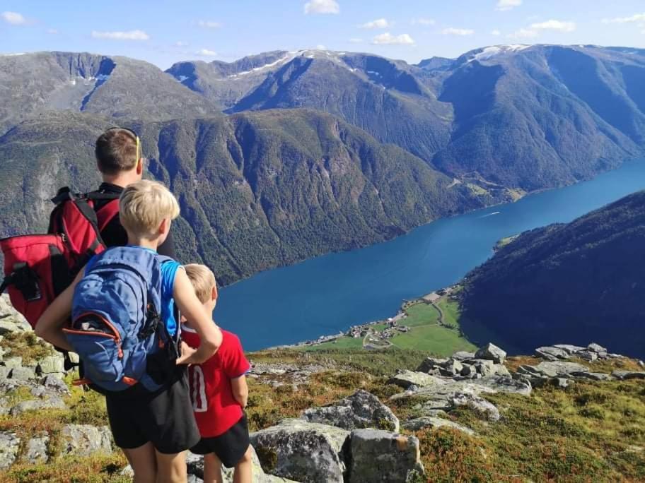 Sogndal Ski- And Mountain Cabin ภายนอก รูปภาพ